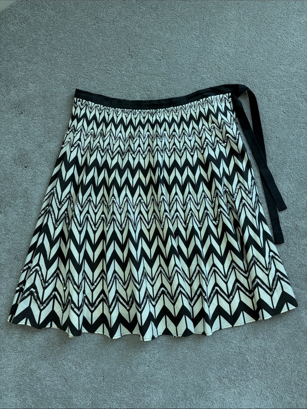 BCBGMaxAzria Black & White Chevron Skater Skirt